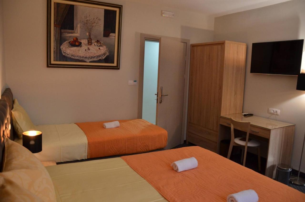 Ars Square Apartments سكوبجي المظهر الخارجي الصورة
